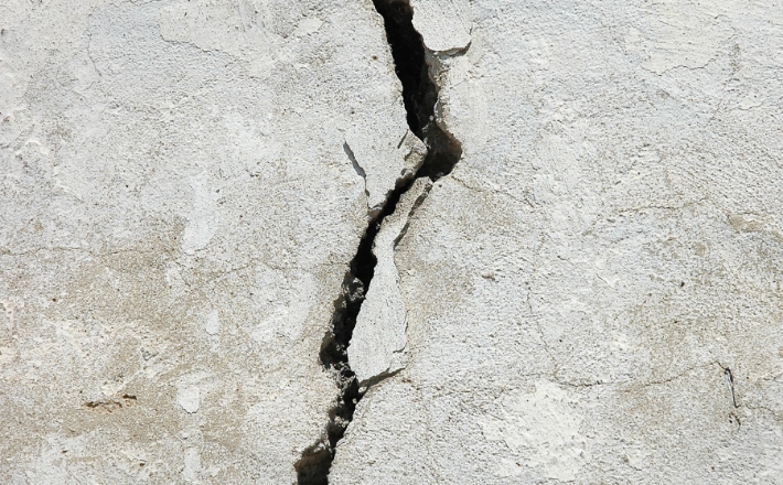 concrete crack settling